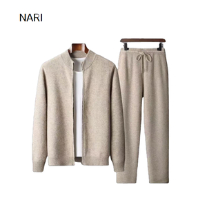 NARI メンズカジュアル カシミア／メリノウール 2点セット（クルーネックカーディガンとパンツ） 秋冬に最適