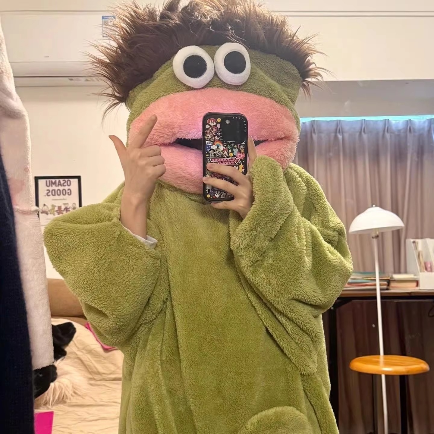 漫画ビッグ口モンスターかわいい面白いカバーオールパジャマ肥厚サンゴフリースホームウェアカップル用男性女性秋冬パジャマ