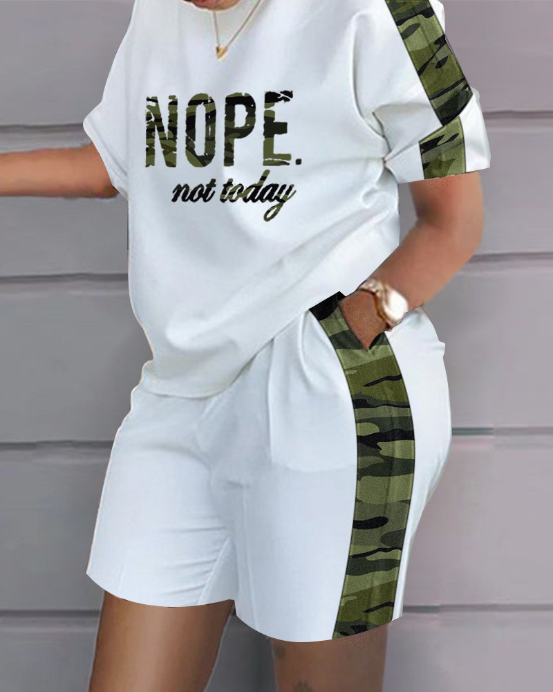 女性カジュアル半袖衣装 2024 夏のファッションレタープリント O ネックポケットスーツ女性の Tシャツトップショーツ 2 枚セット
