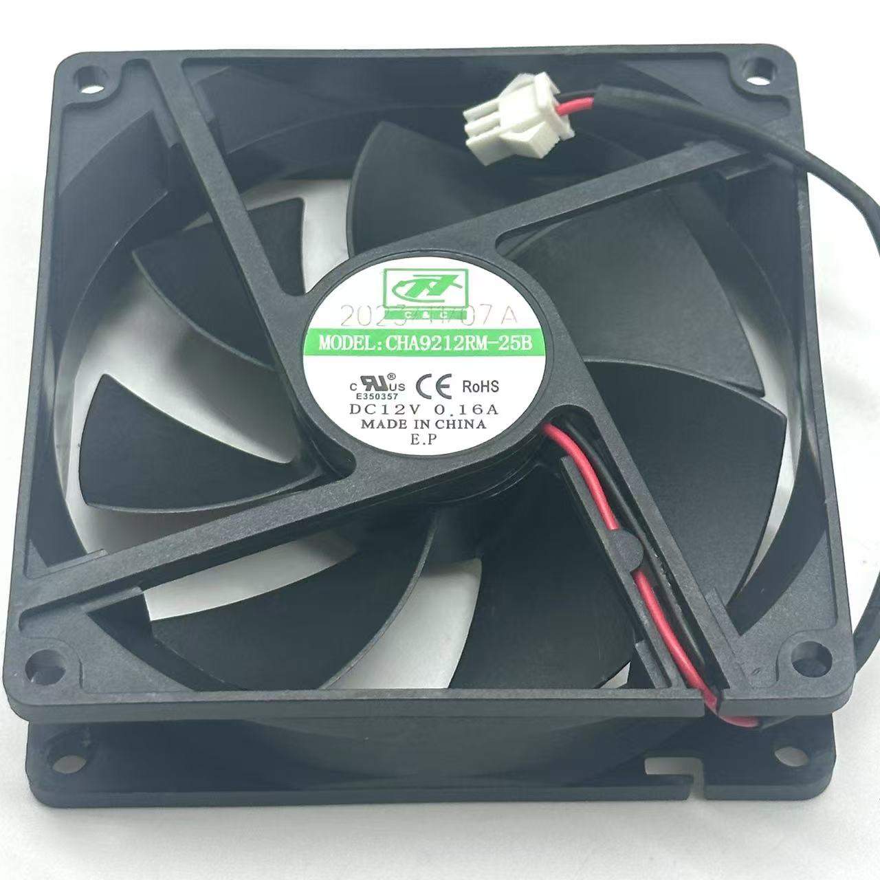 CHA9212RM-25B DC 12V 0.16A 90x90x25mm 2線式サーバー冷却ファン