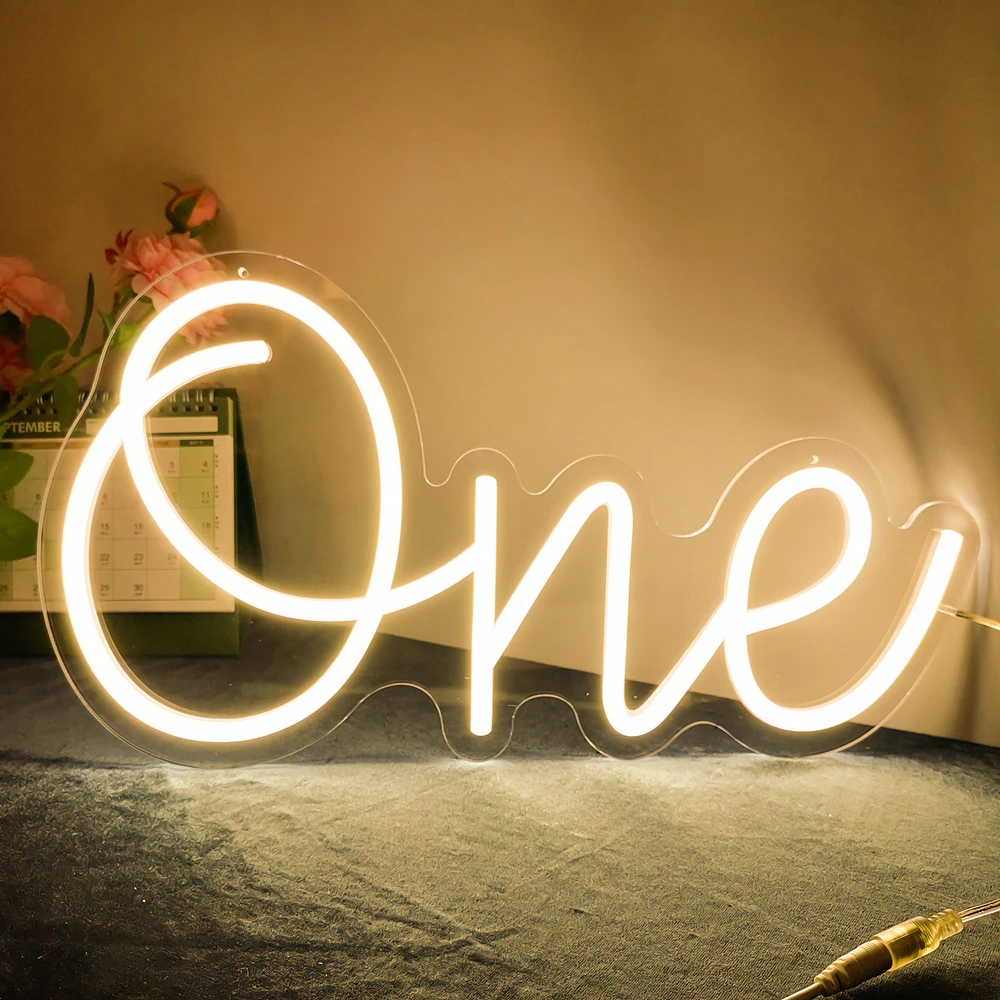 調光可能な LED ネオンサイン「ONE」赤ちゃんの 1 歳の誕生日パーティーの装飾 USB 電源ネオンライトホームバースタンドアート装飾用