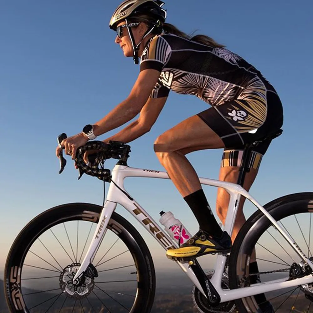 2026 自転車スーツスポーツウェア半袖レディース乗馬ショーツゲル Mtb Uci 自転車ジャージ Roupa Ciclismo Feminina