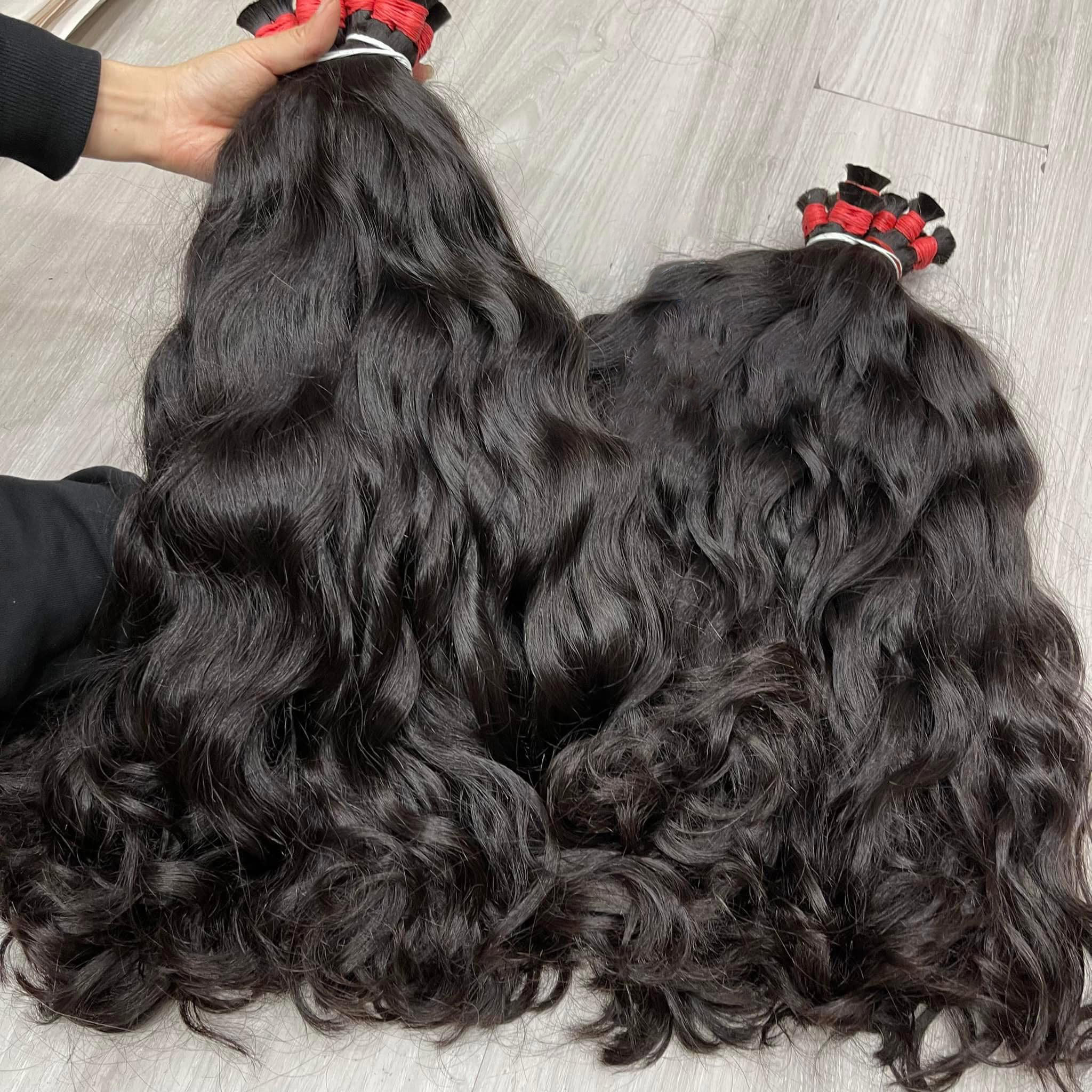 純粋な天然 100% 人毛バルク編み毛 Cabelo Humano 横糸なし未処理人毛自由奔放に生きる三つ編みカーリー実体波