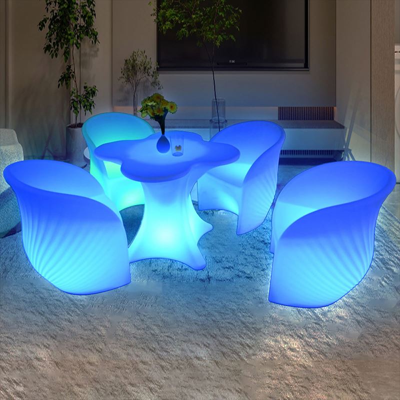 ナイトクラブの家具セット LED バーの椅子とカウンターの高さのラウンジ スツールの木とプラスチック フレームのバースツール商業用