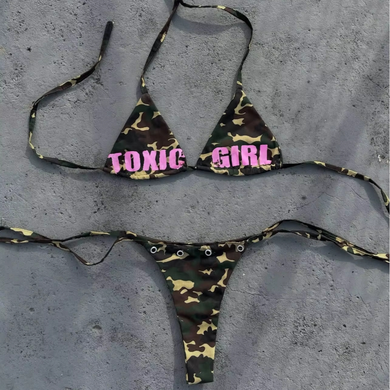 女性の三角ビキニセット迷彩プリントセクシーな Y2K マイクロビキニ水着夏のビーチ休暇パーティー水着女性のための