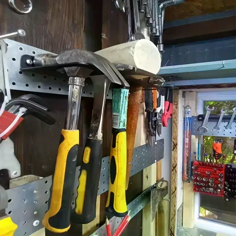 壁掛けハンマーツール収納ラック、ガレージ、ワークショップ、DIY、木工、家庭用ツール整理用の耐久性のある金属ホルダー