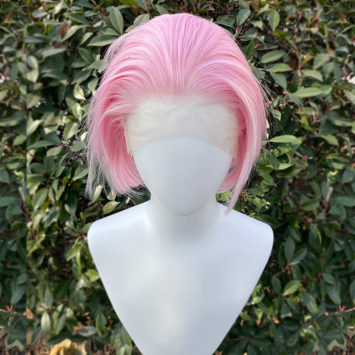 ライトピンクショートボブカット女性コスプレ 13 × 4 レースフロントウィッグ男性用グルーレス人工毛耐熱フリー部分 150%