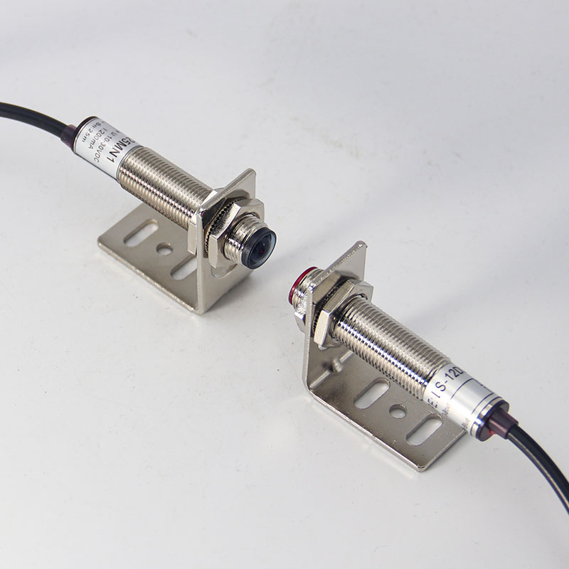 IP65 防水レーザー光電スイッチ M12 レーザービームセンサー検出器 25 メートルの距離 NPN PNP 光電近接スイッチ