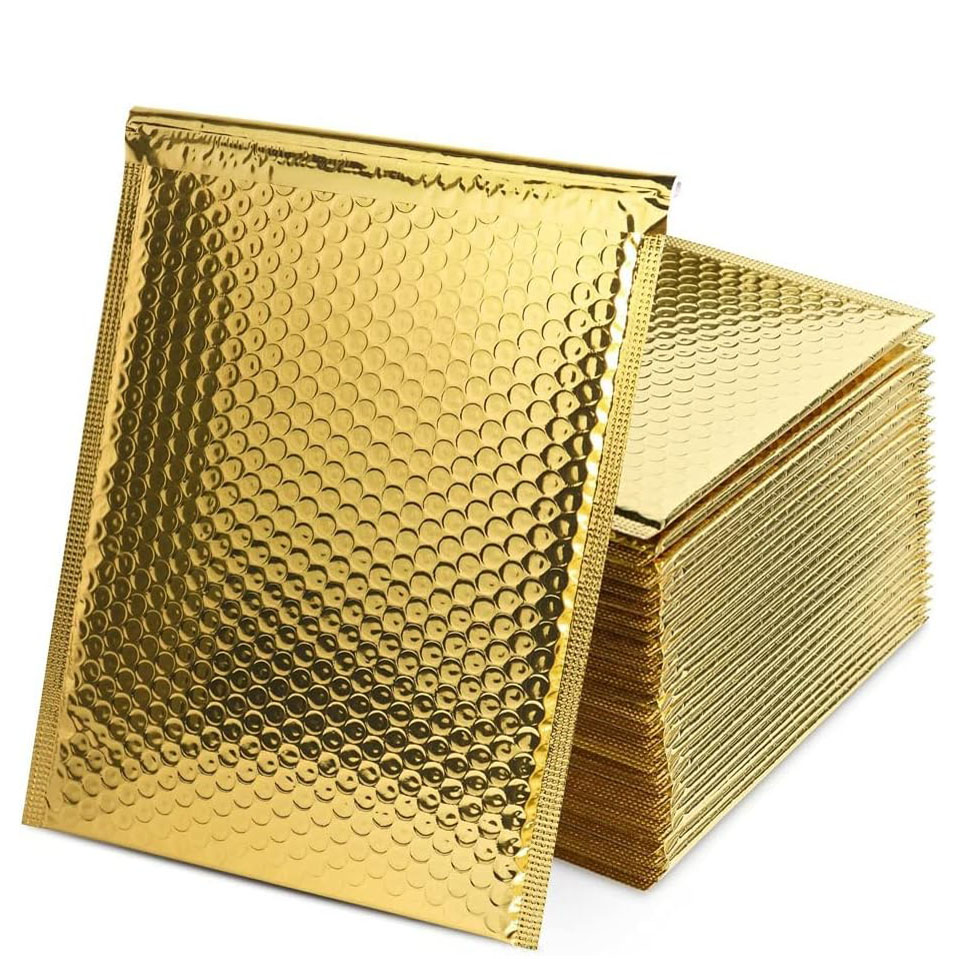 50枚入り/ロット 金色のギフト封筒バッグ 包装用 バブルメール便 パッド入り封筒 防水包装袋 厚手の郵便袋
