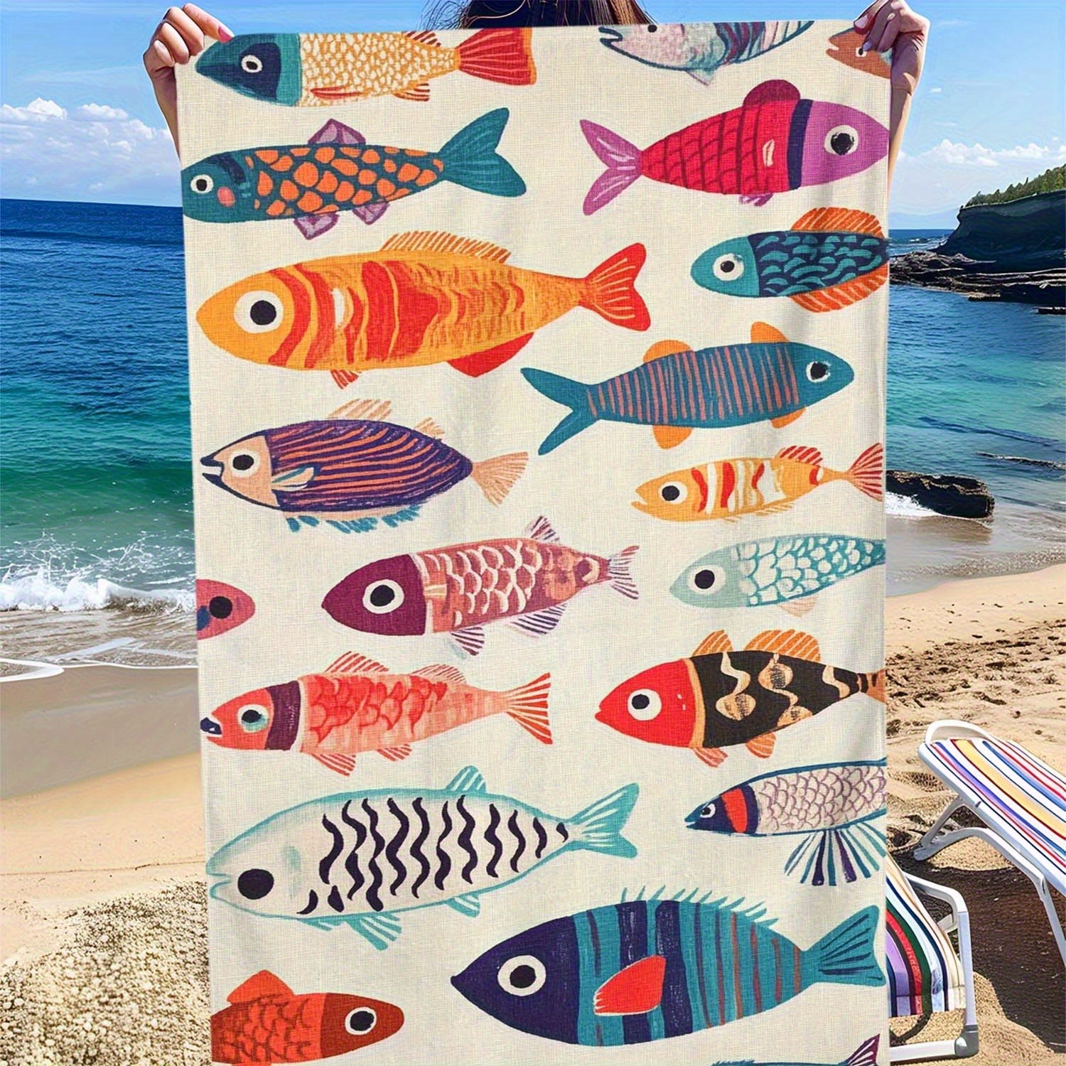 Colorful fish-patterned beach towel, large size quick-drying beach towel for summer fun, suitable for surfing, swimming and yoga