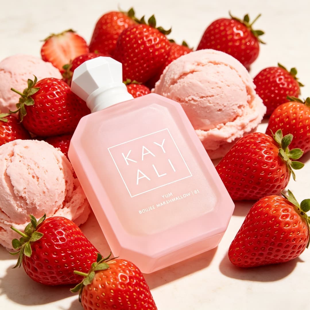 Kay Ali Yum Boujee Marshmallow 81 オードパルファム、ソフトピンクボトル、甘い香り、女性用フレグランス