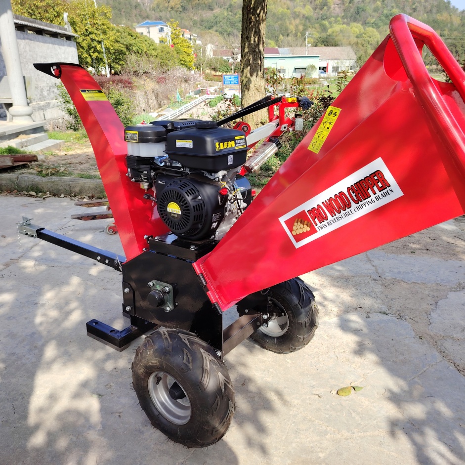 カスタマイズされた 15HP ブランチクラッシャー、ウッドプロセッサー、プロフェッショナルツリーシュレッダー、ウッドチッパー