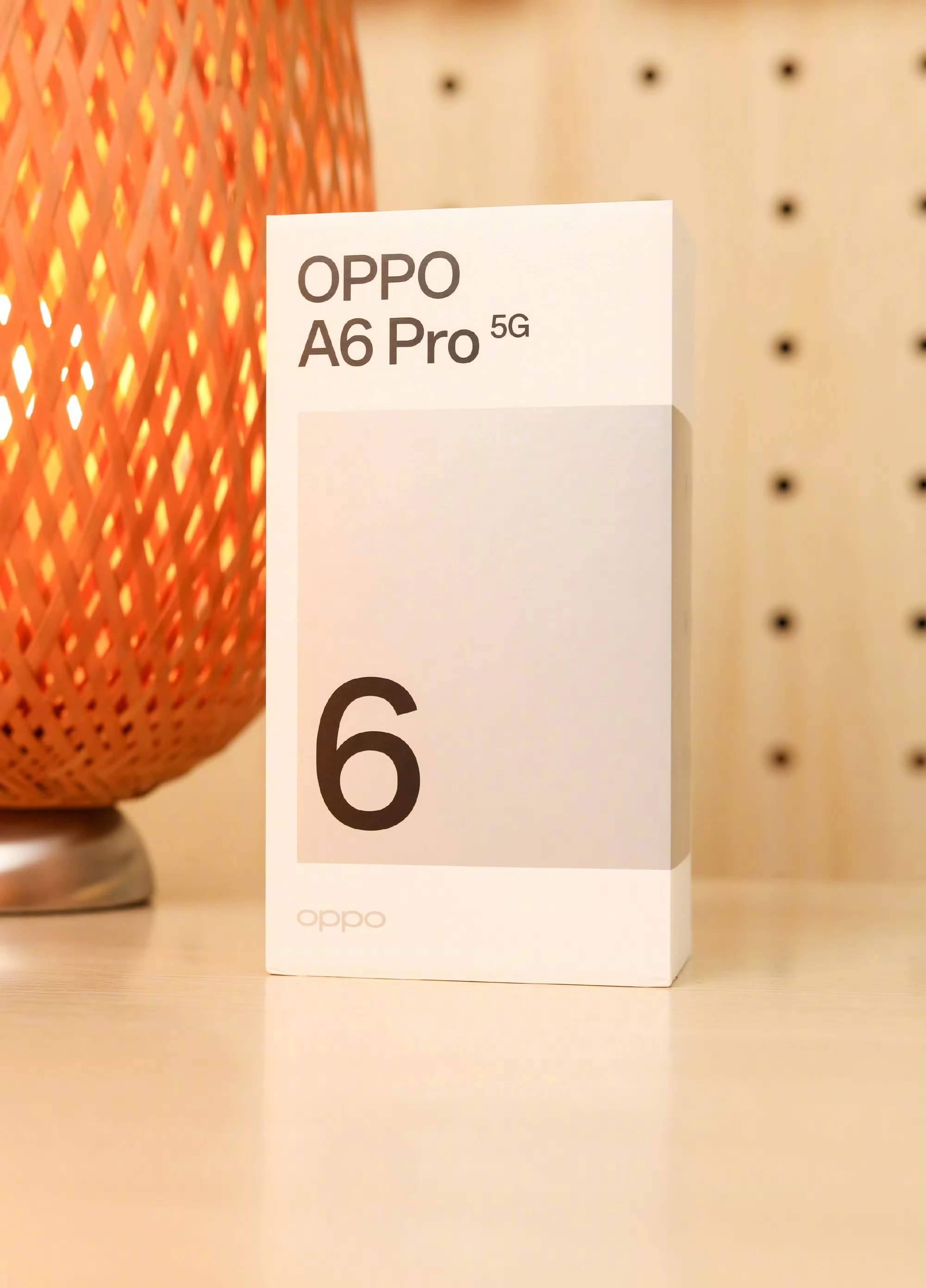 新オリジナル OPPO A6 プロ 5 グラム携帯電話 6.57 インチ AMOLED MTK Dimensity7300 7000Mah 80 ワット SuperVOOC 50MP カメラ NFC OTA Google Play