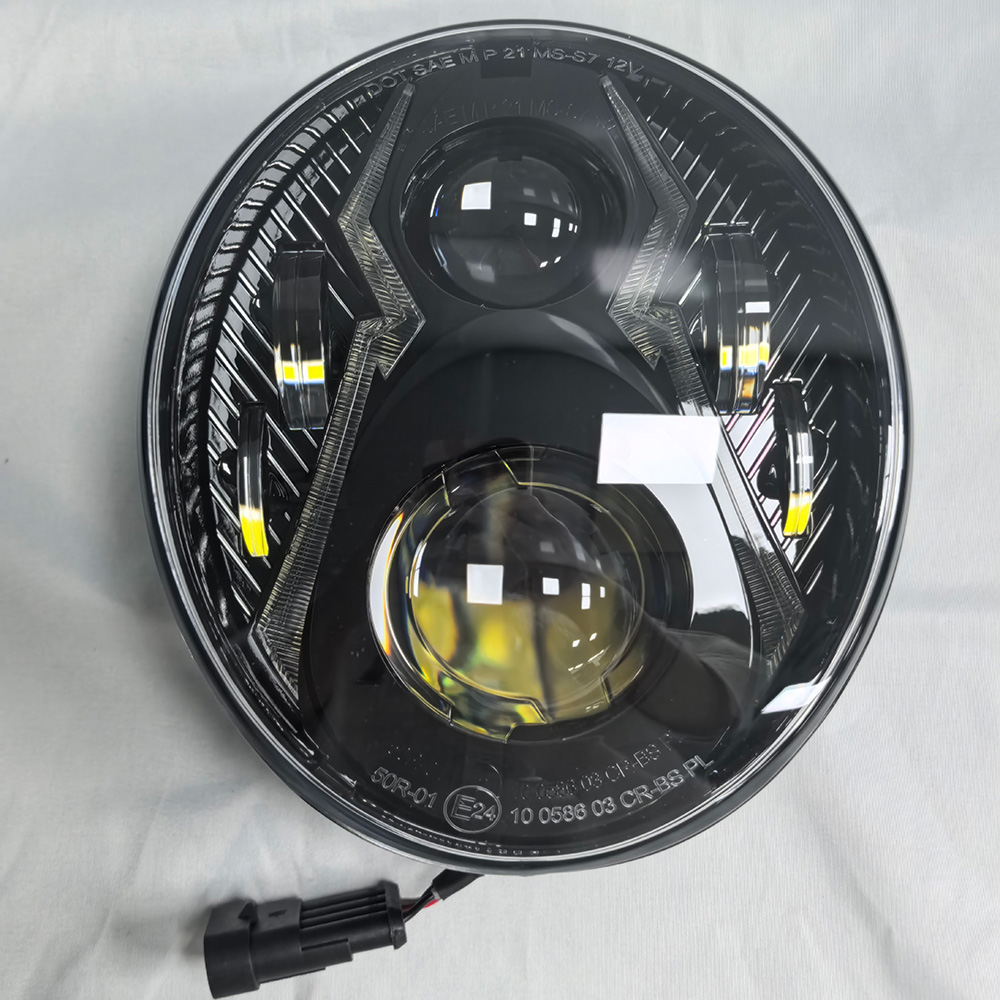 ハーレーブレイクアウト FXBR 107 117 FXBRS 114 2018-2024 LED ヘッドライトヘッドランプ DRL ランプオートバイライトアセンブリドット E24