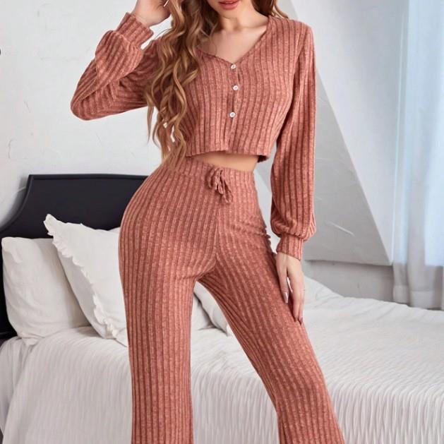 女性のロングパジャマセットスウェットパンツホーム服快適なパジャマ柔らかい素材秋のシーズンメンズホームローブ