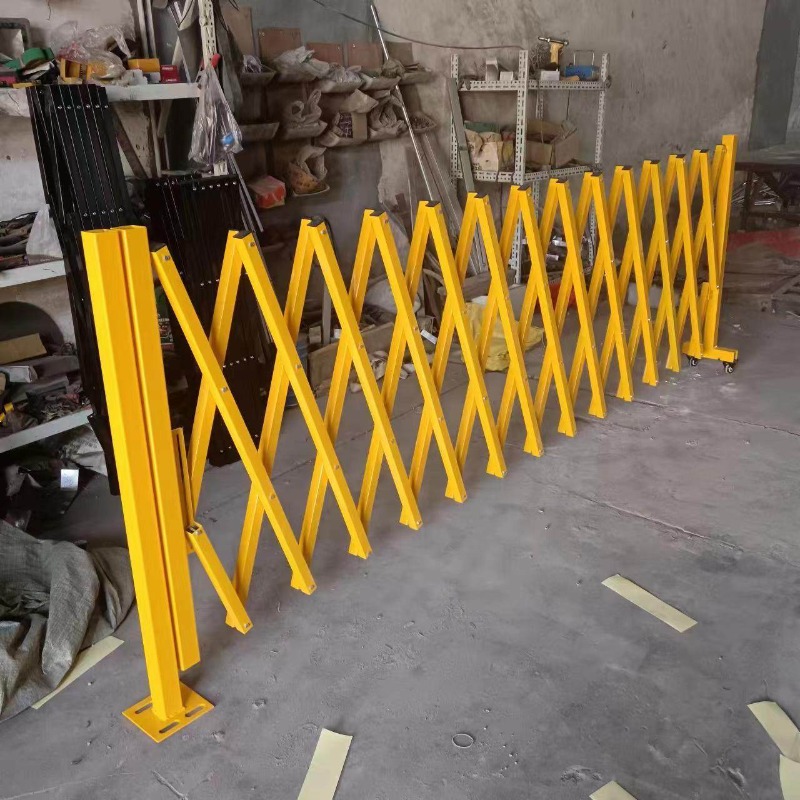 Steel Telescopic Fence For Construction Site Safety Warning Isolation And Temporary Gate
