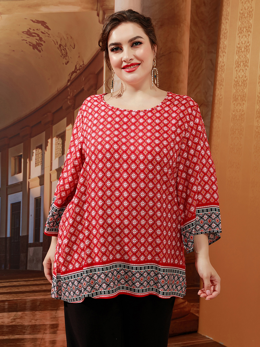 5XL プラスサイズトップス女性の夏の長袖レトロ花柄カジュアルロングブラウスルーズ特大 T シャツ