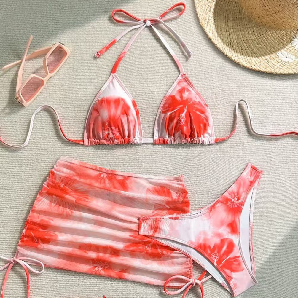 セクシーな 3 ピースビキニセット女性プリントスプリット水着ネックストラップ水着カバーアップスカート水着 Biquine Brasileiro
