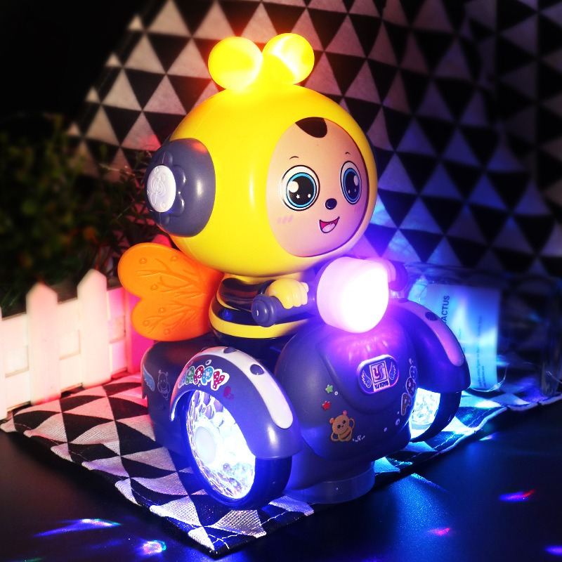 漫画の顔が変わる蜂の車のおもちゃ、4つの顔が変わるフォーム、自動で顔が変わる、赤ちゃんへの完璧なギフト