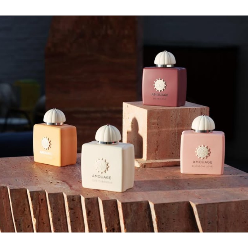 AMOUAGE ウィメンズ オードパルファム 100ml 長く持続するエレガントでフェミニンな香り 柔らかく温かみのあるユニークな香り、魅力的なバリエーション