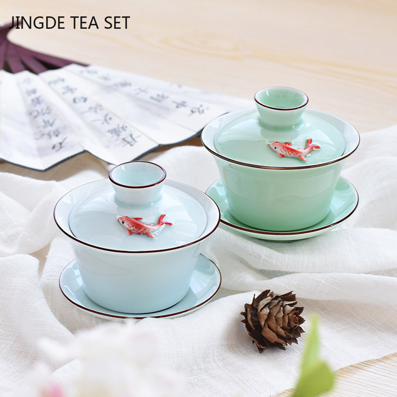 中国セラミック小魚 Gaiwan ティーカップ旅行茶ボウル手作り青磁茶器アクセサリー箸置きパーソナルカップ 140 ミリリットル