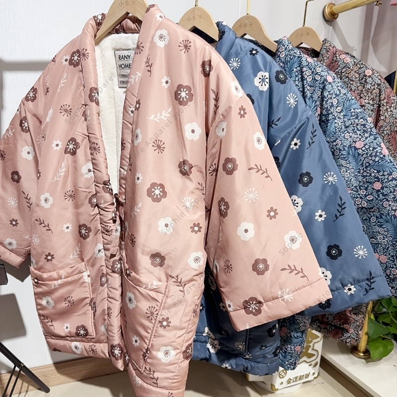 緩い日本の半纏ジャケット桜プリントパッド入りコート女性のための暖かい着物カーディガン厚手フリース部屋着ホームウェア