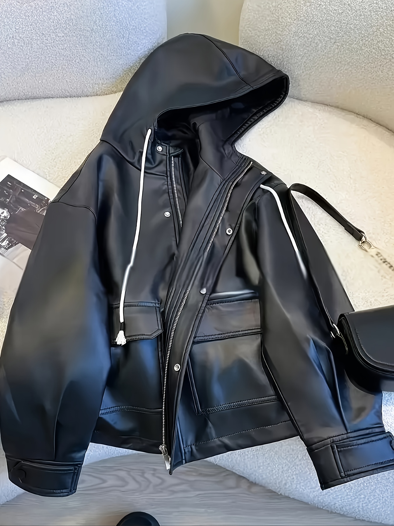 プラスサイズ黒フード付きオートバイスタイルレザージャケット女性ファッション多用途レザーコート