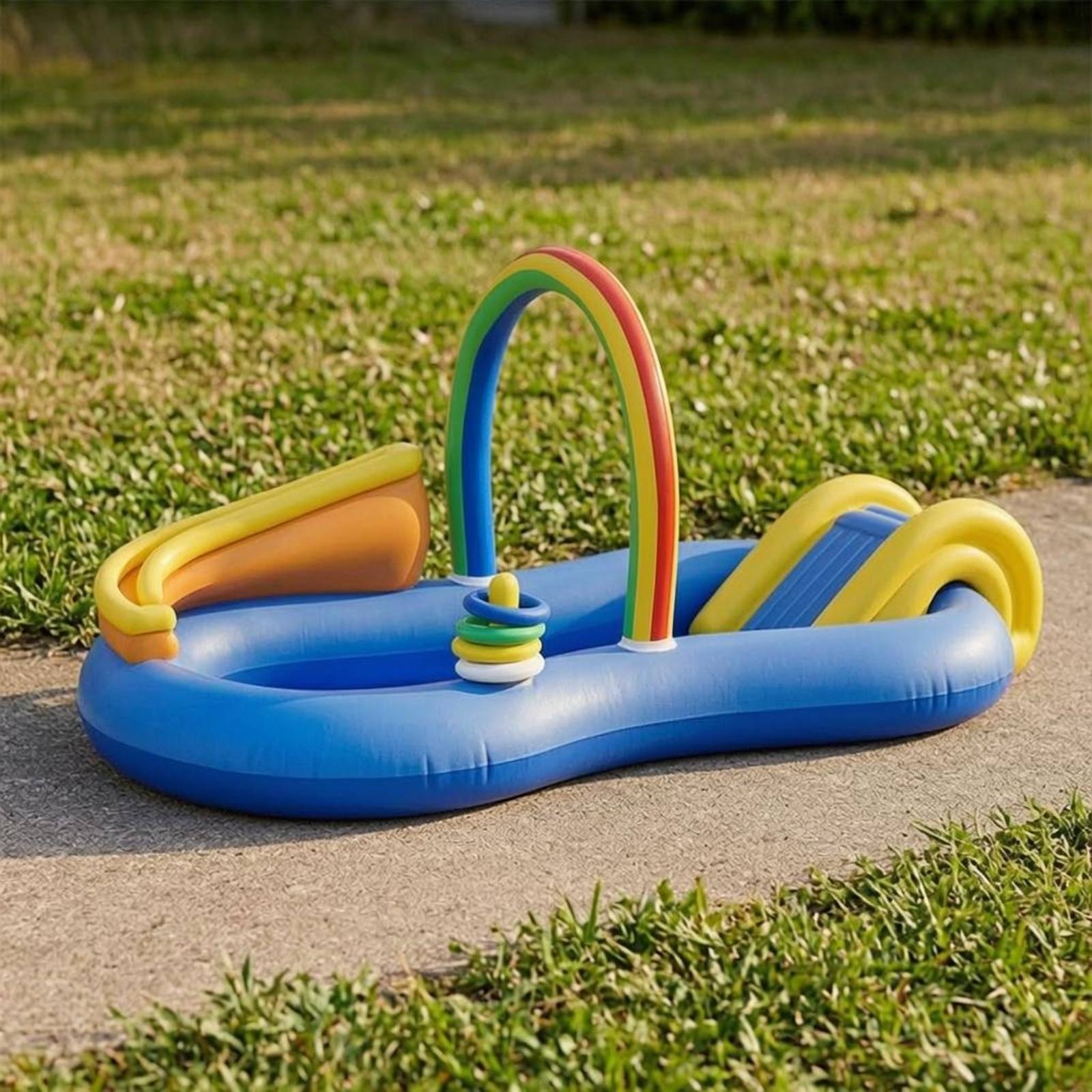 インフレータブル水遊びプール低流域インフレータブルスプレープール子供水遊びゾーンカラフルなテーマの厚みのある素材