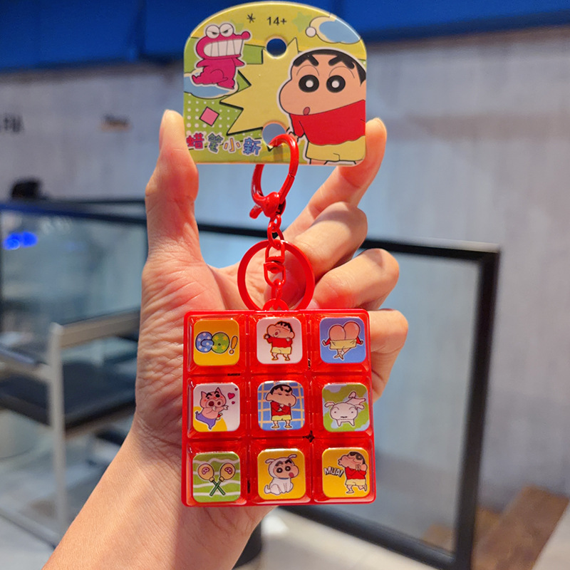 かわいいしんちゃん 26 キーキャップ キーホルダー 漫画キーボード クリッカー ストレス リリーフ フィジェット おもちゃ ペンダント キーボード ペンダント クリスマス ギフト 키캡