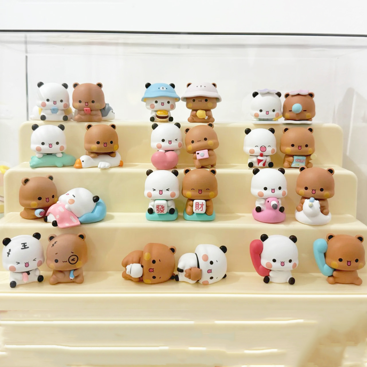 本物の Yier と Bubu カップルの日常生活 V3 シリーズ ブラインド ボックス かわいい置物コレクション デスクトップ飾り ファッション トレンド ギフト