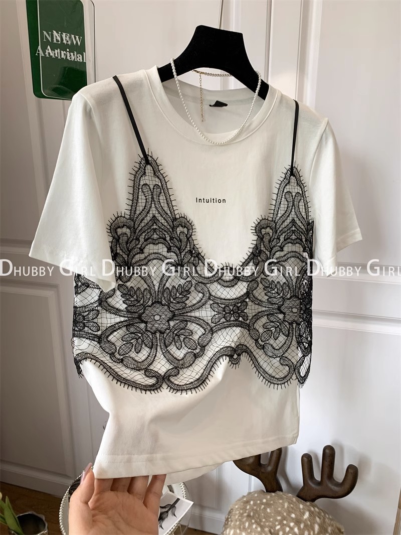 夏の Tシャツ女性偽ツーピース胸レースステッチ Tシャツファッショントップスレディースシックな Tシャツ女性半袖カジュアル Tシャツ