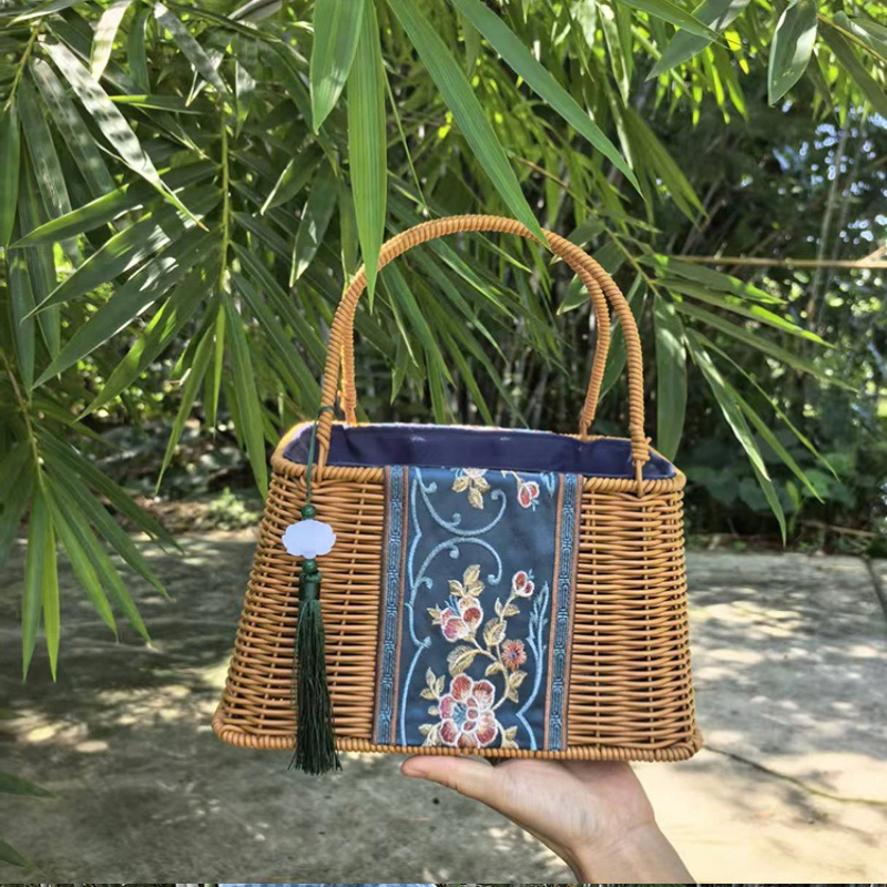 中国のレトロな手作り織トートバスケット刺繍入り芸術的クリエイティブショッピングギフト贈呈用ストレージ