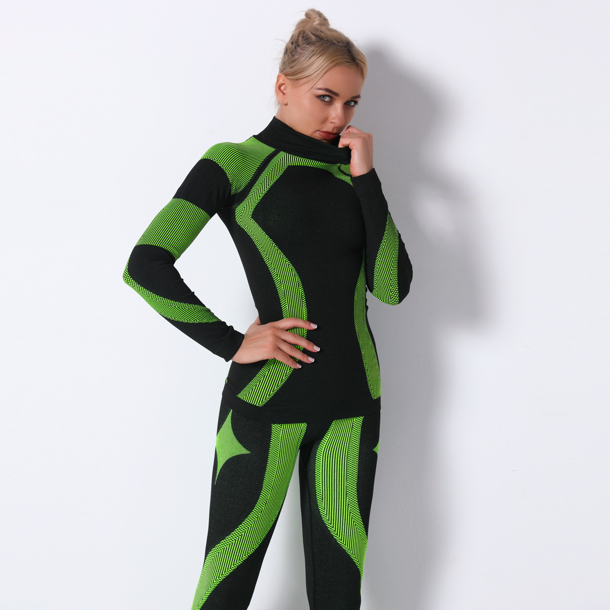 1PC 通気性ヨガ長袖女性のためのシームレスなニットワークアウトトップ女性フィットネスヨガスポーツトップストライプランニングヨガトップ