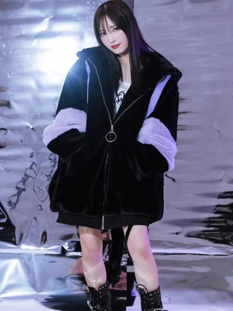 Mauroicardi 冬厚く暖かいソフトかわいい紫と黒のカラーブロックフェイクファーコート女性ふわふわジャケットパーカーウサギの耳
