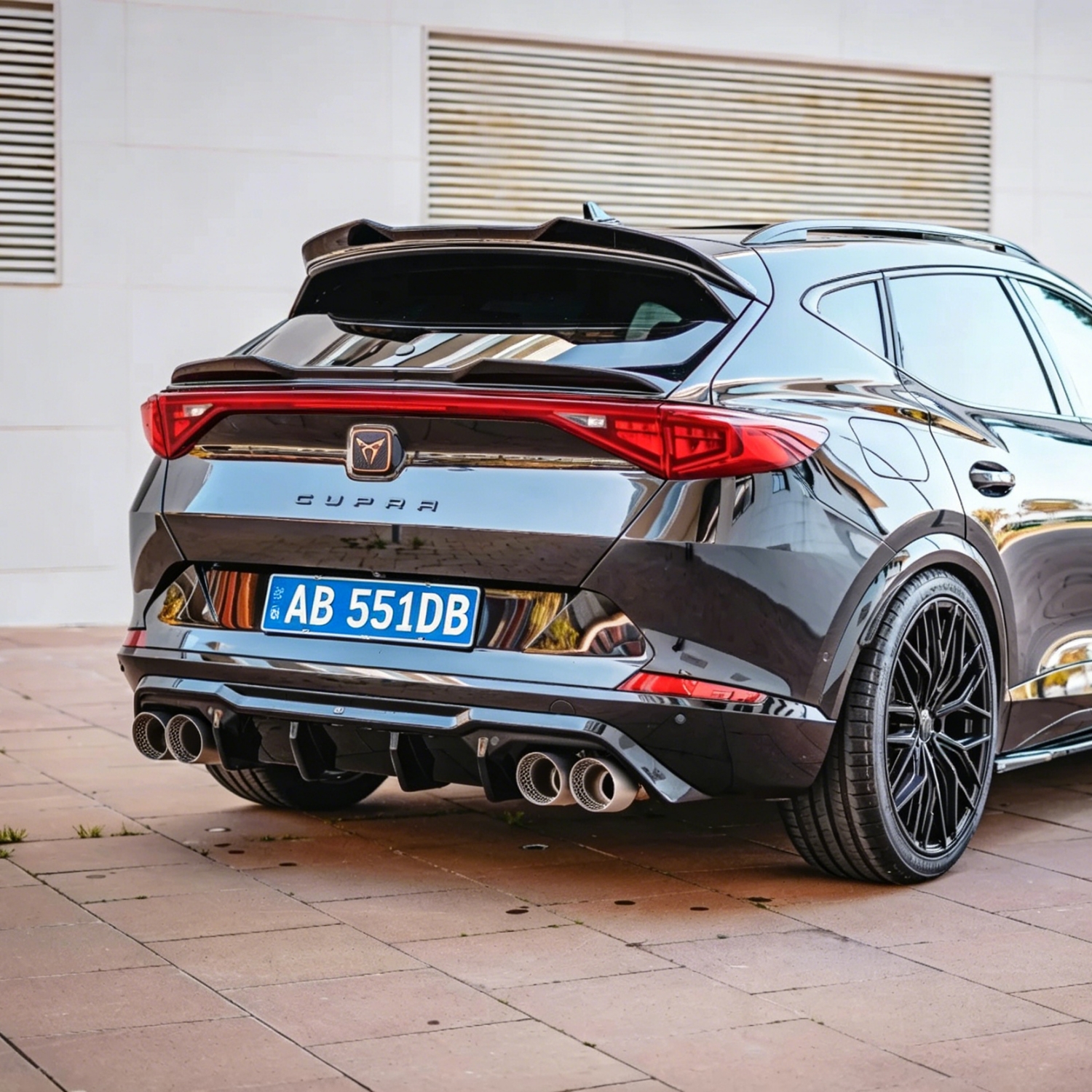 Maxton デザイングロスブラック車のリアルーフスポイラー翼キュプラ Formentor Mk1 ハッチバック 2020-2026 チューニングスポイラーキャップボディキット