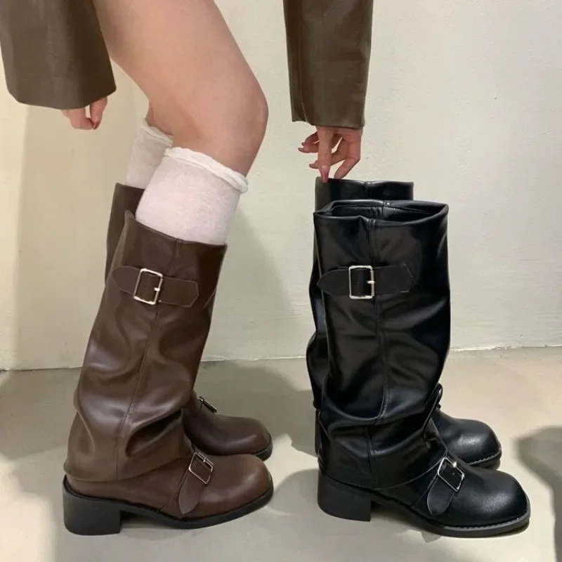 女性のブーツニーハイプラットフォームチャンキーヒールトレンドパンクゴシックニューロックレザーファッション女性の靴オートバイの靴 Q221