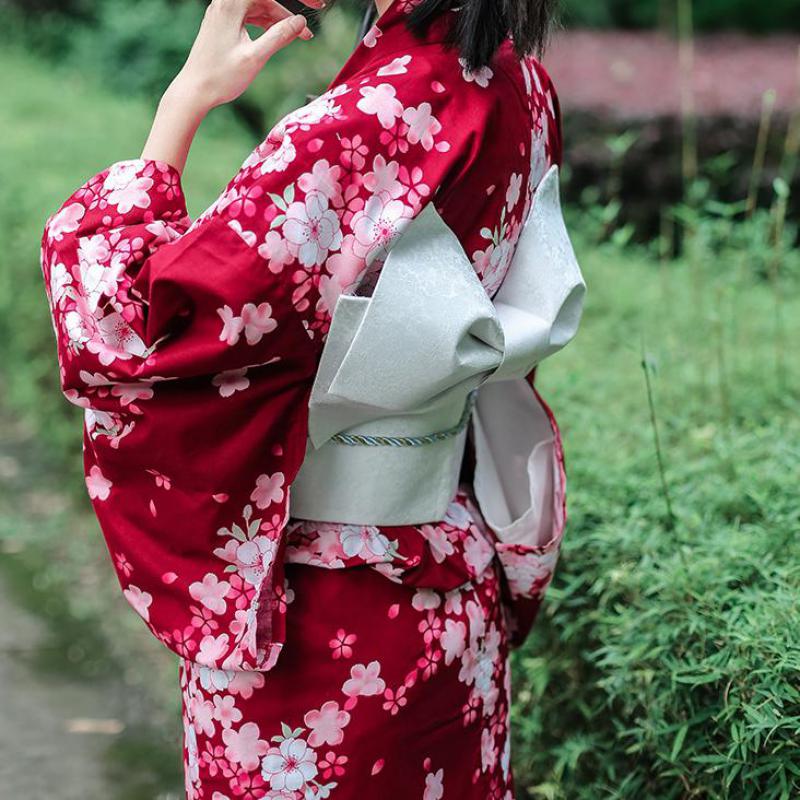 日本の着物バスローブ赤小桜着物セットバスガウンオリジナル浴衣ドレスヴィンテージ花柄ローブ