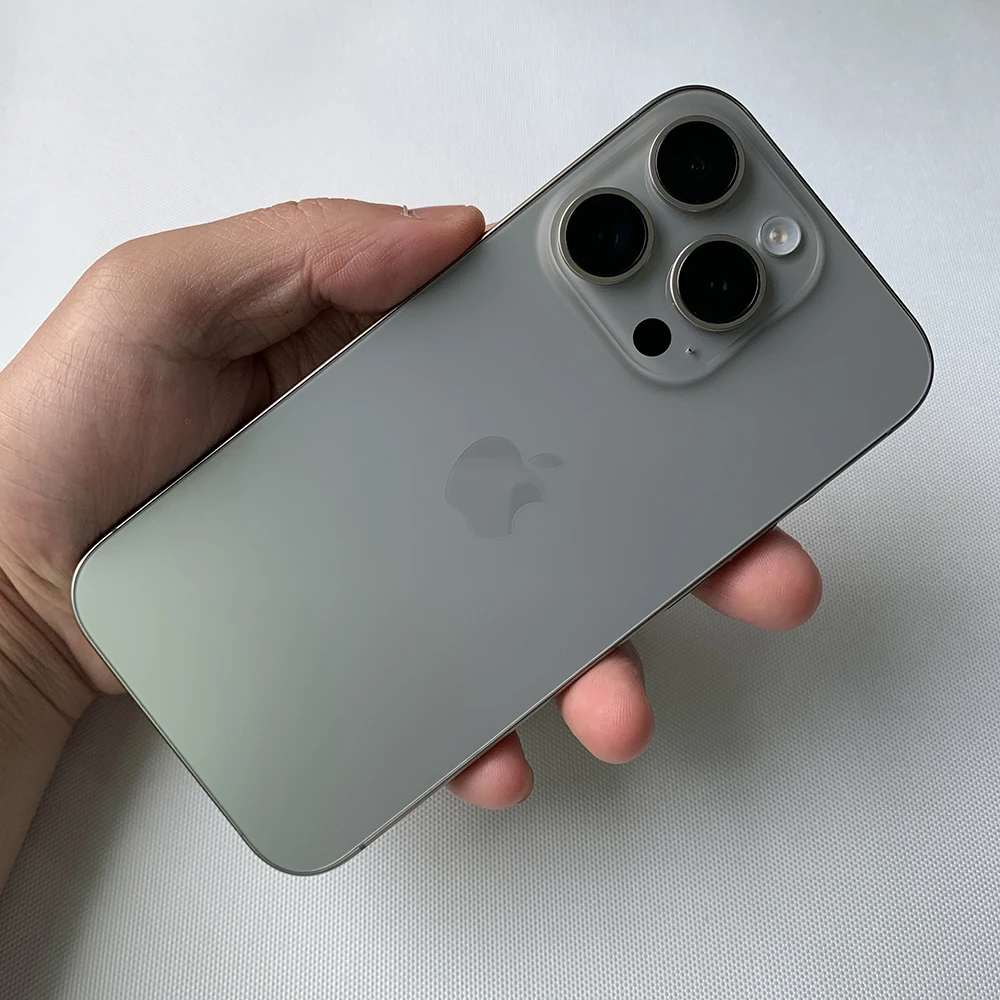 iPhone 15 Pro Max デュアル eSIM 6.7 "正規 LTPO Super Retina XDR OLED Face ID NFC A17Pro 8GB 256/512GB 99% 新しい iPhone 15pro max