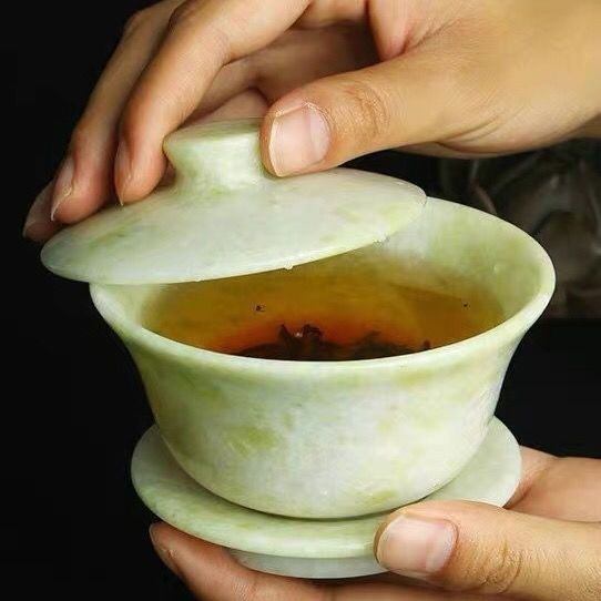 中国の伝統的な茶セット手作り Gaiwan 翡翠ティーカップセット茶道健康 Gongfu 茶器チュリーンティーセット石カップ