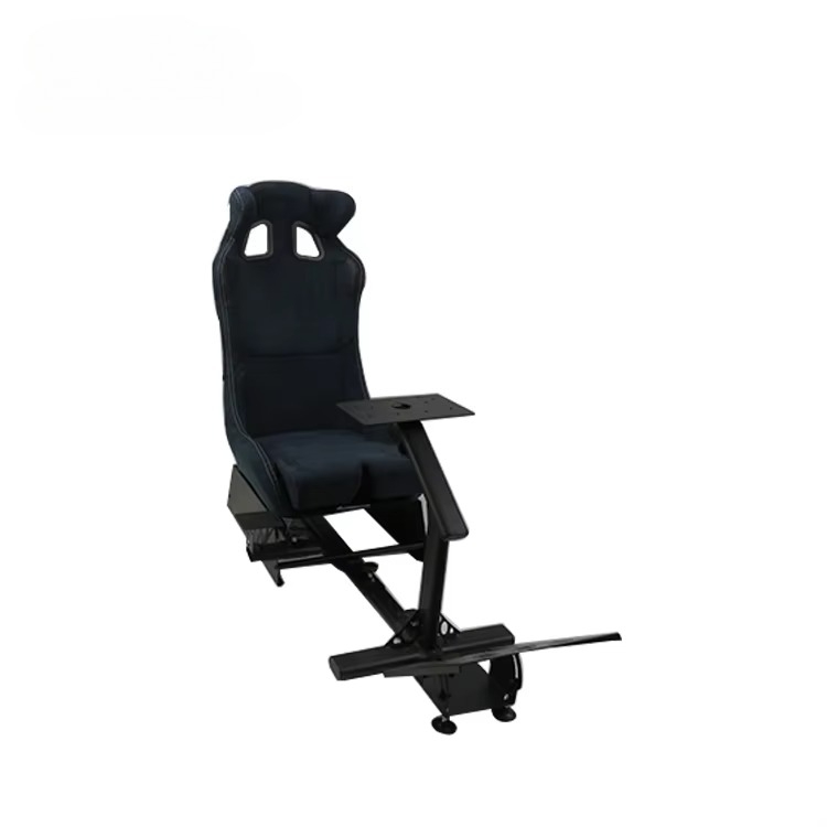 カーゲームをプレイするレーシングエミュレータリグコックピットシートレーシングコックピットエミュレータドライビングレーシングシミュレーション
