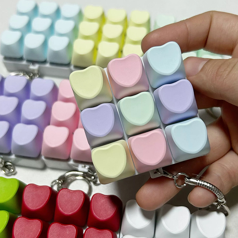 9 キーキーボードキーホルダーストレスリリーフ指先ガジェットキーホルダークリッカーキーキャップ解凍おもちゃキーボードクリッカーおもちゃ