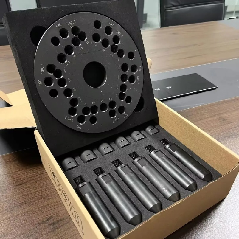 ダイナミックバランス治具治具 4 5 6 穴間隔ホイールハブに適しています