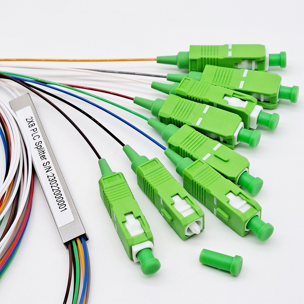 1 個 2X2 2X4 2X8 2X16 2X32 PLC SC APC 光光ファイバスプリッタ SM 0.9 ミリメートル G657A 9/125Um FTTH
