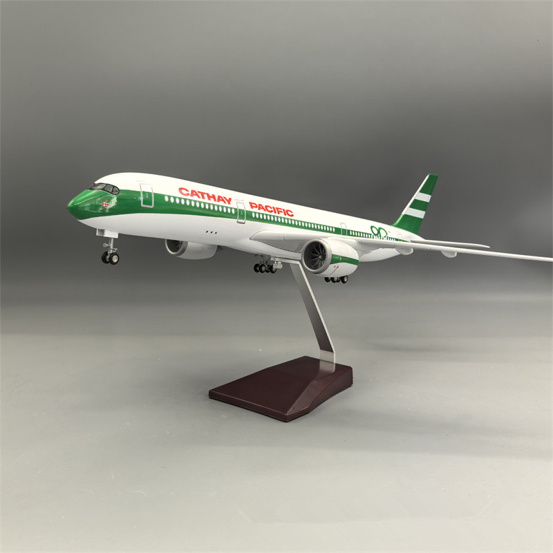 1:142 スケールキャセイパシフィック航空 A350 80 周年記念飛行機モデル航空機 LED コレクションディスプレイギフト