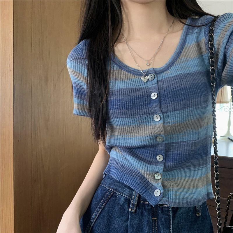 カラフルなストライプニット半袖 Tシャツ女性の夏の韓国スタイルスリムフィットショートカーディガン女性 O ネックシングルブレストトップ