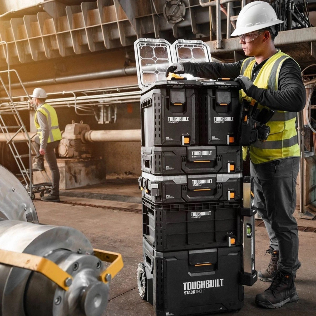 TOUGHBUILT 積み重ね可能なローリングツールボックス – ワークショップ、キャンプ、自動車用の防水マルチコンパートメントストレージ