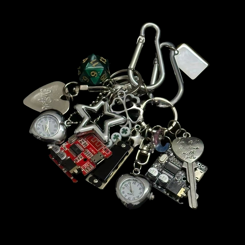 ヴィンテージ手作りキーホルダーパーソナライズ懐中時計バックパックペンダントクリエイティブ機械要素キーホルダーカップル