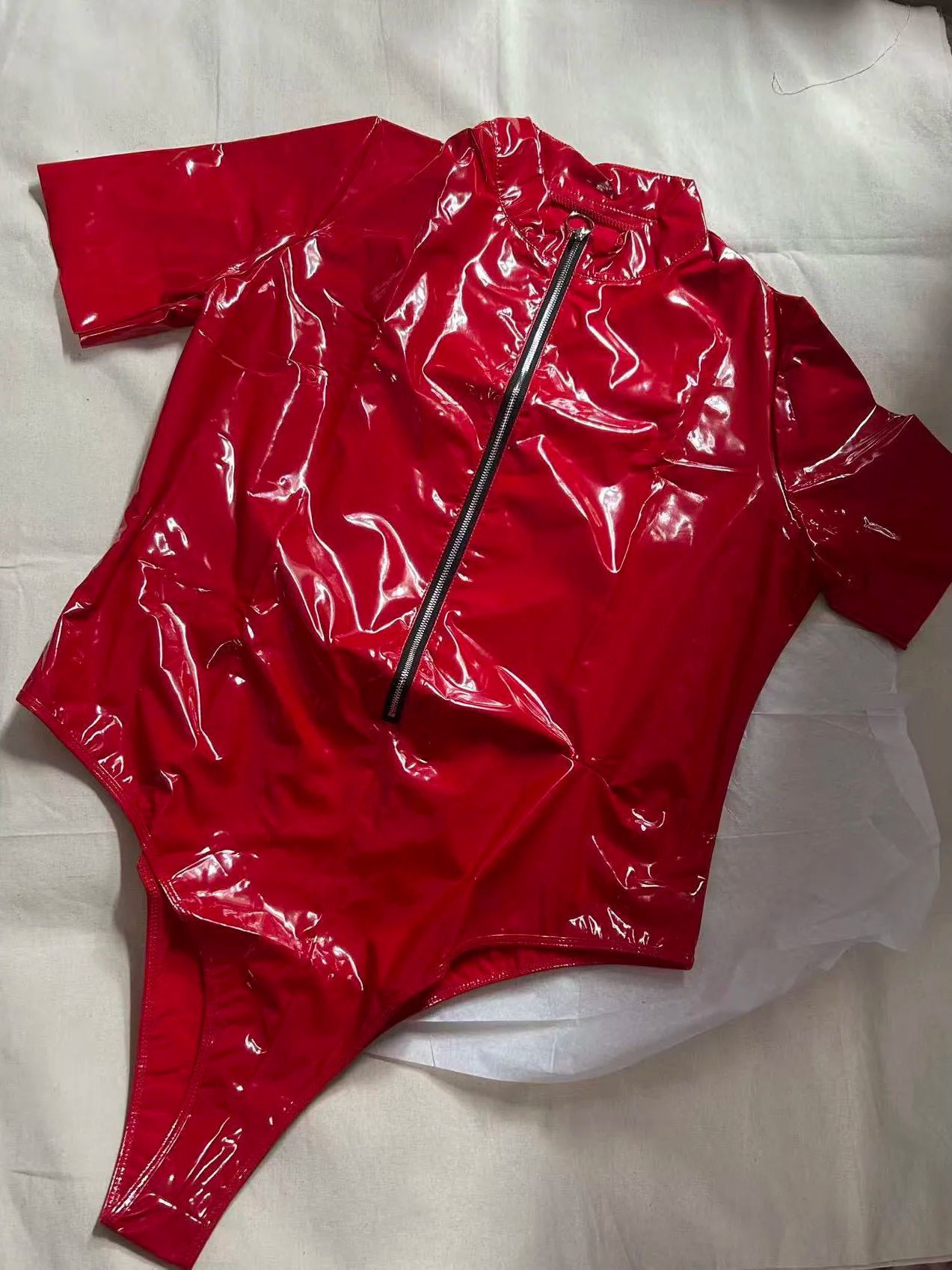 S-5XL 半袖ウェットルック PVC キャットスーツ光沢のある PU レザージッパーボディスーツタイツボディテディ Tシャツコスプレトップスシャツレオタード