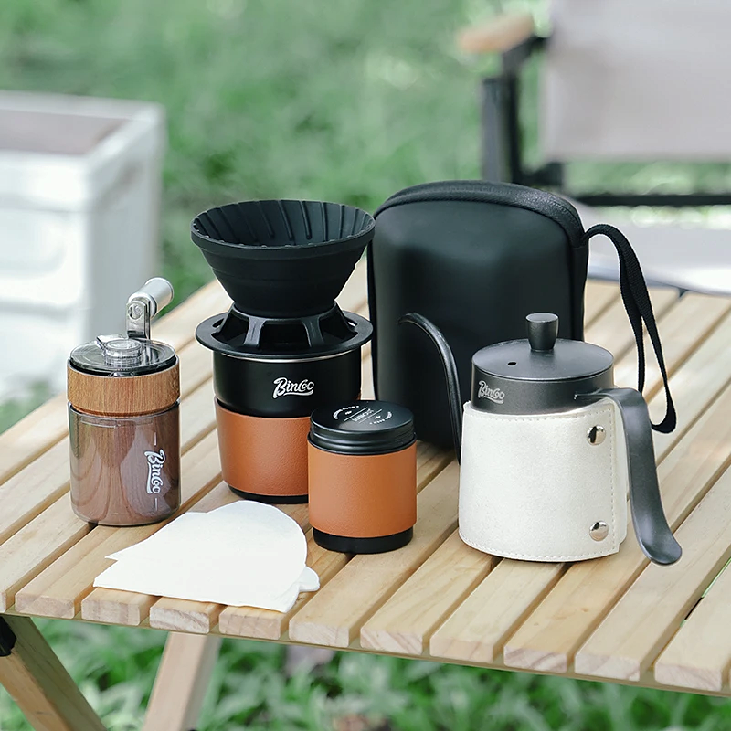 コーヒーメーカーセット ポータブル手動グラインダー フィルターカップ コーヒー豆缶 手注ぎポット キャリーバッグ 5In1 セット アウトドア キャンプ 旅行用