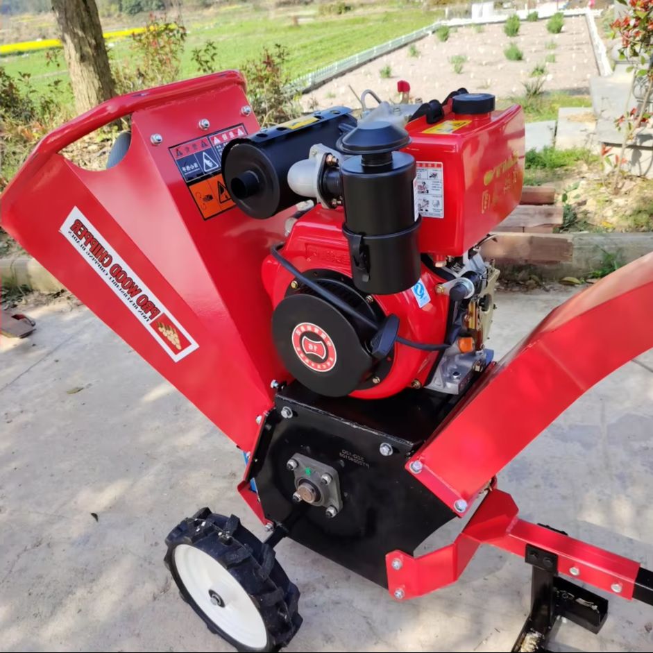 カスタマイズされた 15HP ヘビーデューティ木材チッパー、迅速な木の枝処分のためのプロのガーデンシュレッダー